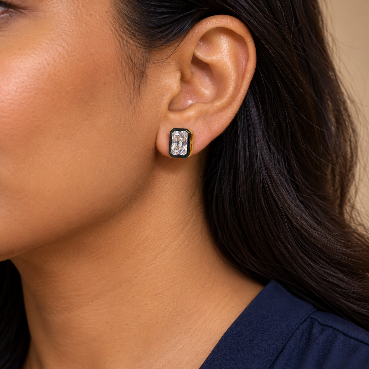 VERSAILLES EMERALD CUT STUD EARRINGS