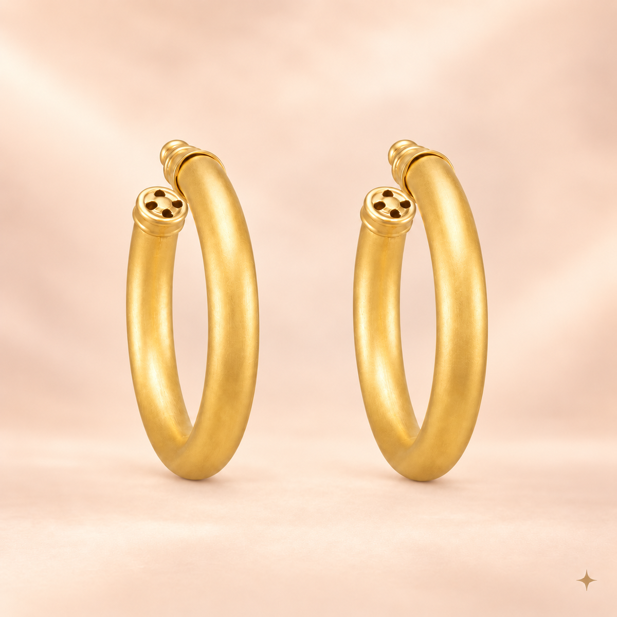 THE RIVIERA HOOPS