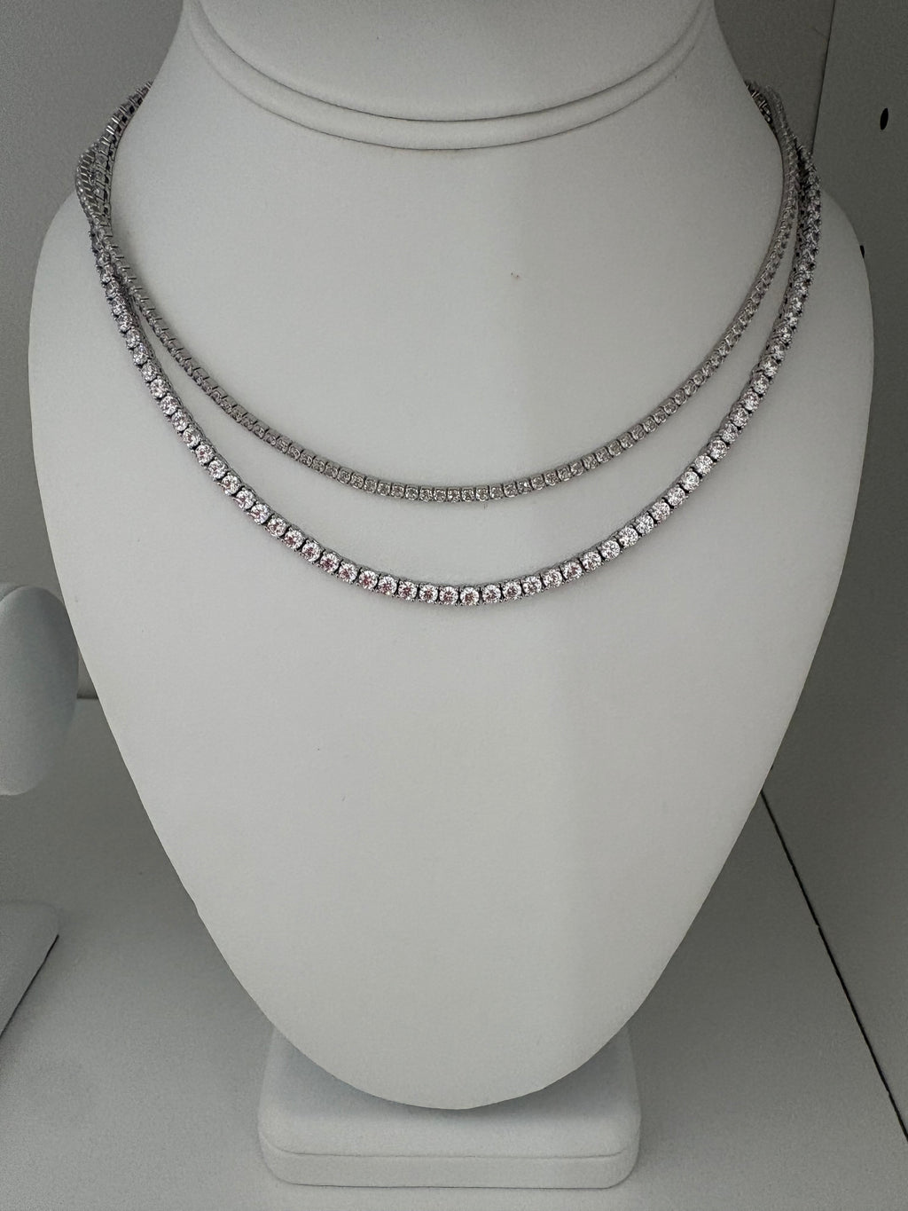 THE GENEVA TENNIS NECKLACE