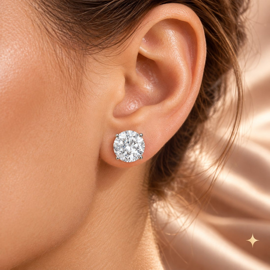 THE 5TH AVENUE STUDS - 3 CT