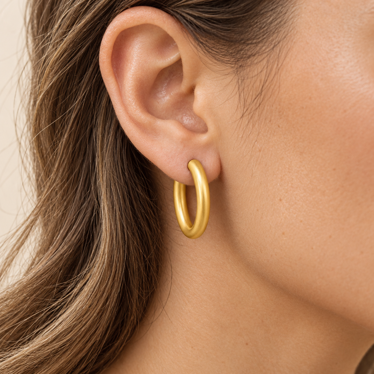 THE RIVIERA HOOPS
