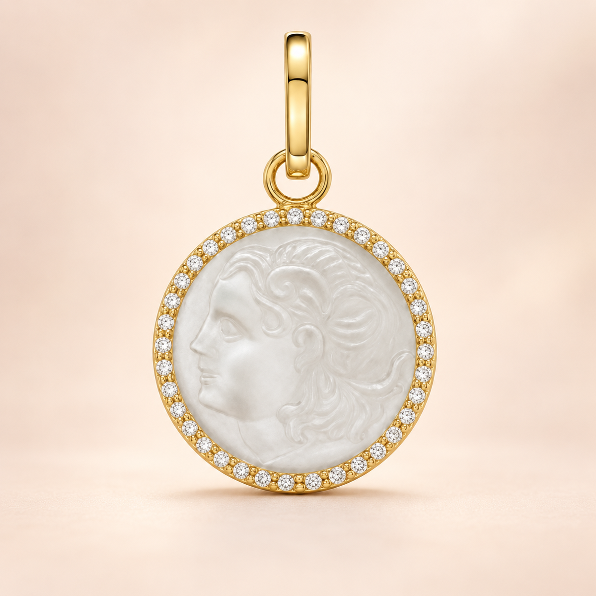 THE SANTORINI MEDALLION - PEARL