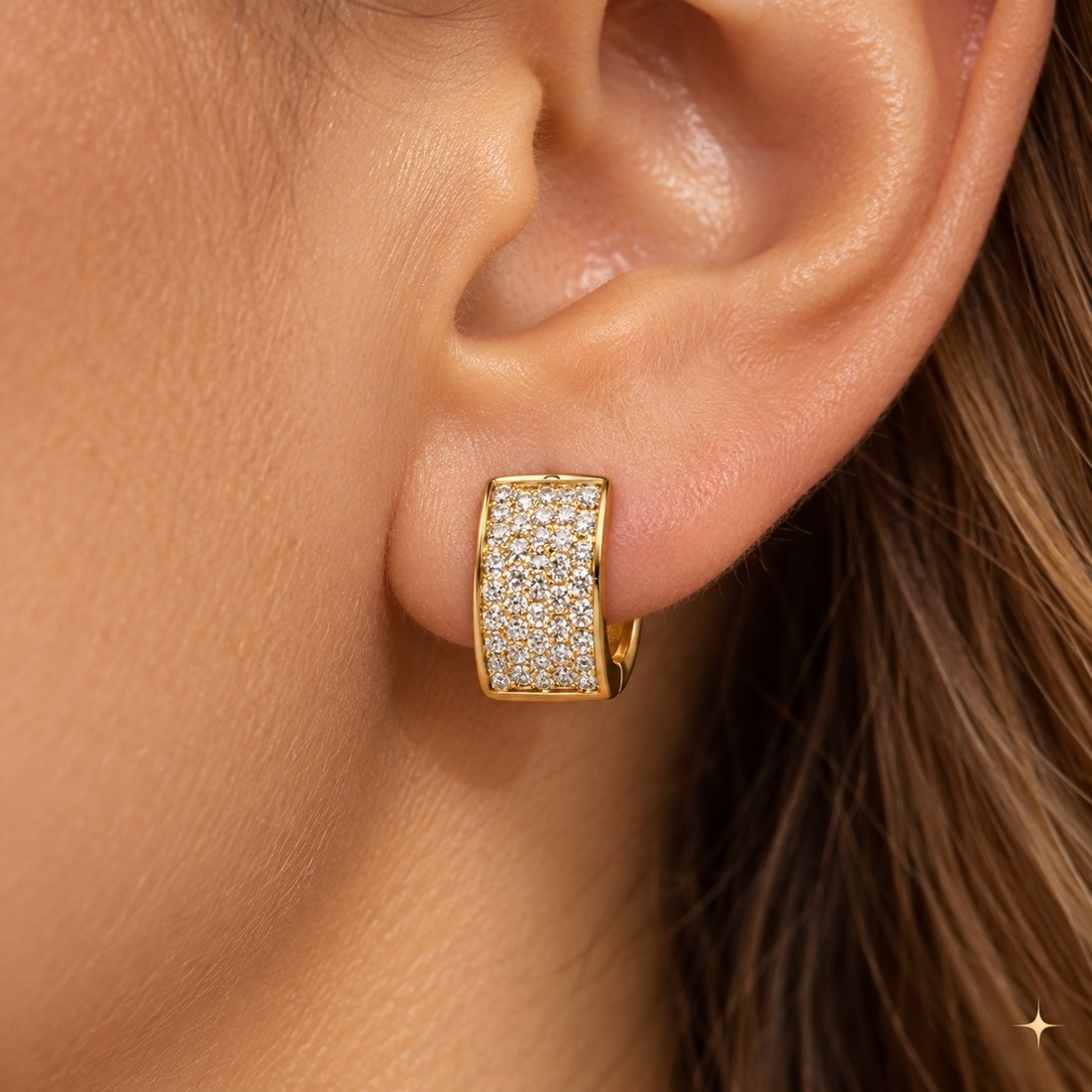 THE ASPEN PAVE HUGGIES (GOLD)