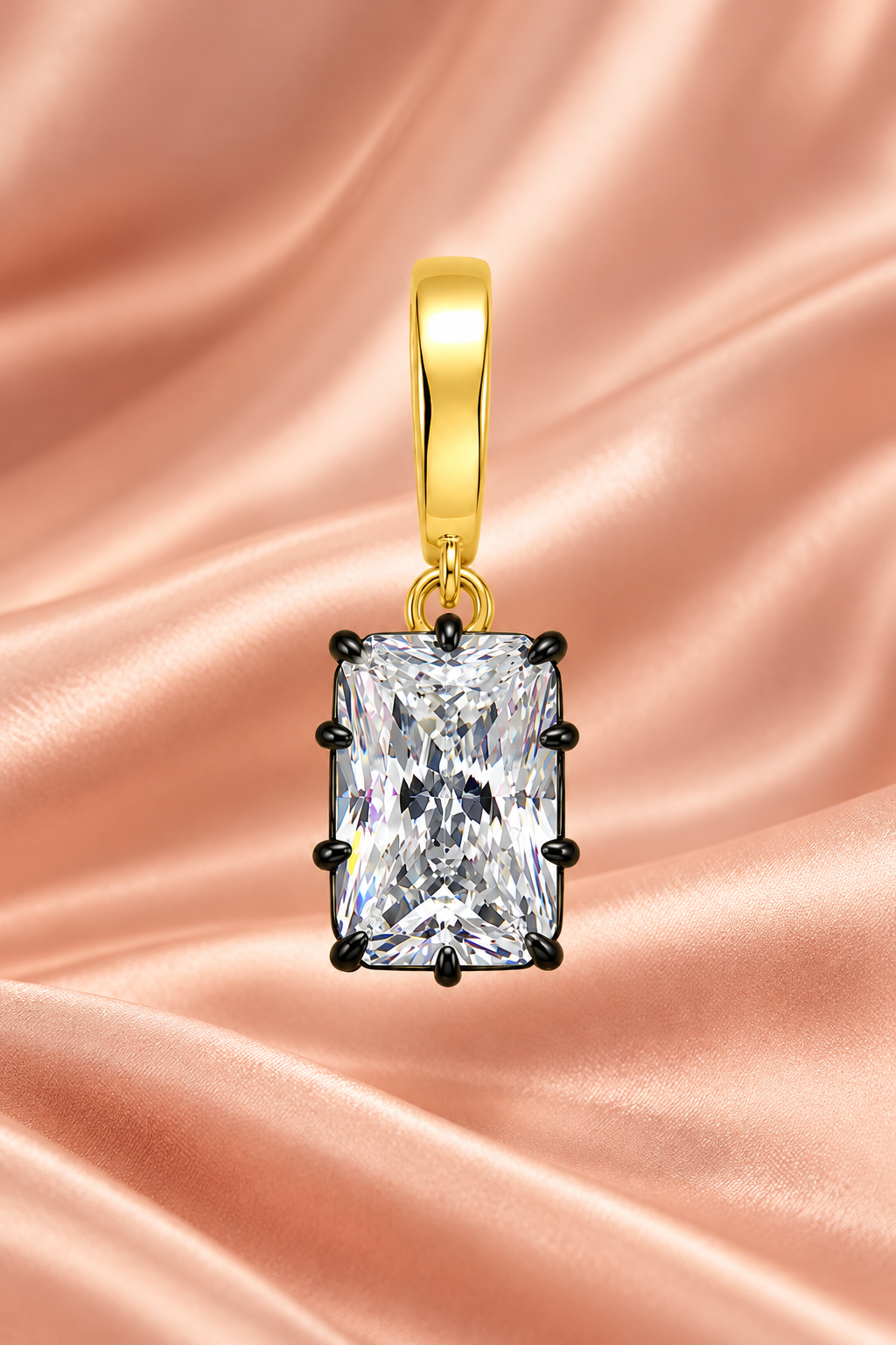 Versailles Pendant - Emerald Cut